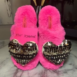 Betsey Johnson Furry Pink Slippers with Large Sequined Hearts NWT